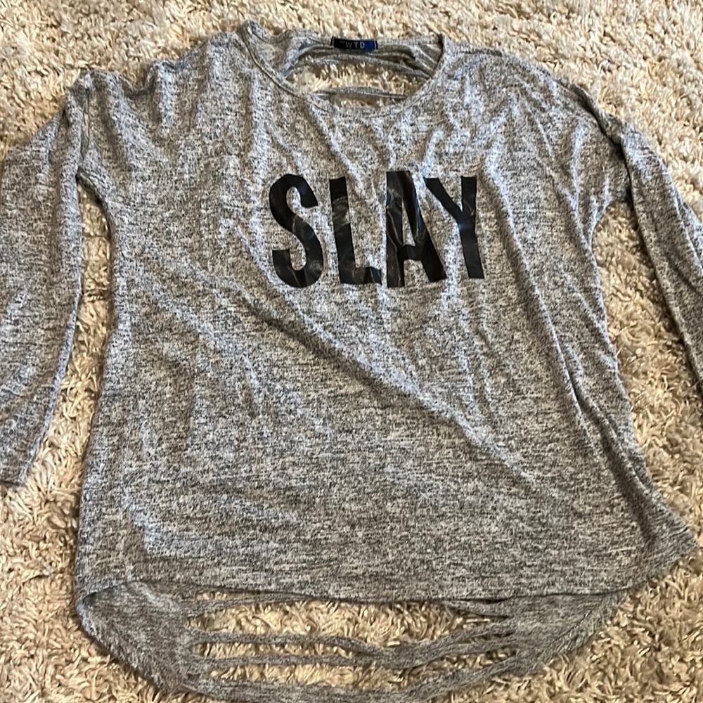 SLAY light sweatshirt with cut up open back fitted on arms